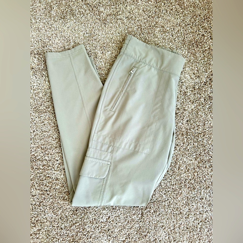 NWOT Athleta Chelsea Cargo Pants